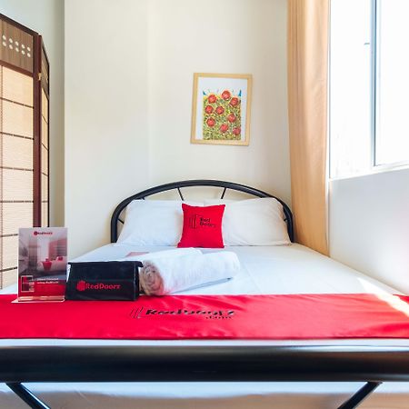 Paranaque City Reddoorz At Kassel Residences Paranaque מראה חיצוני תמונה