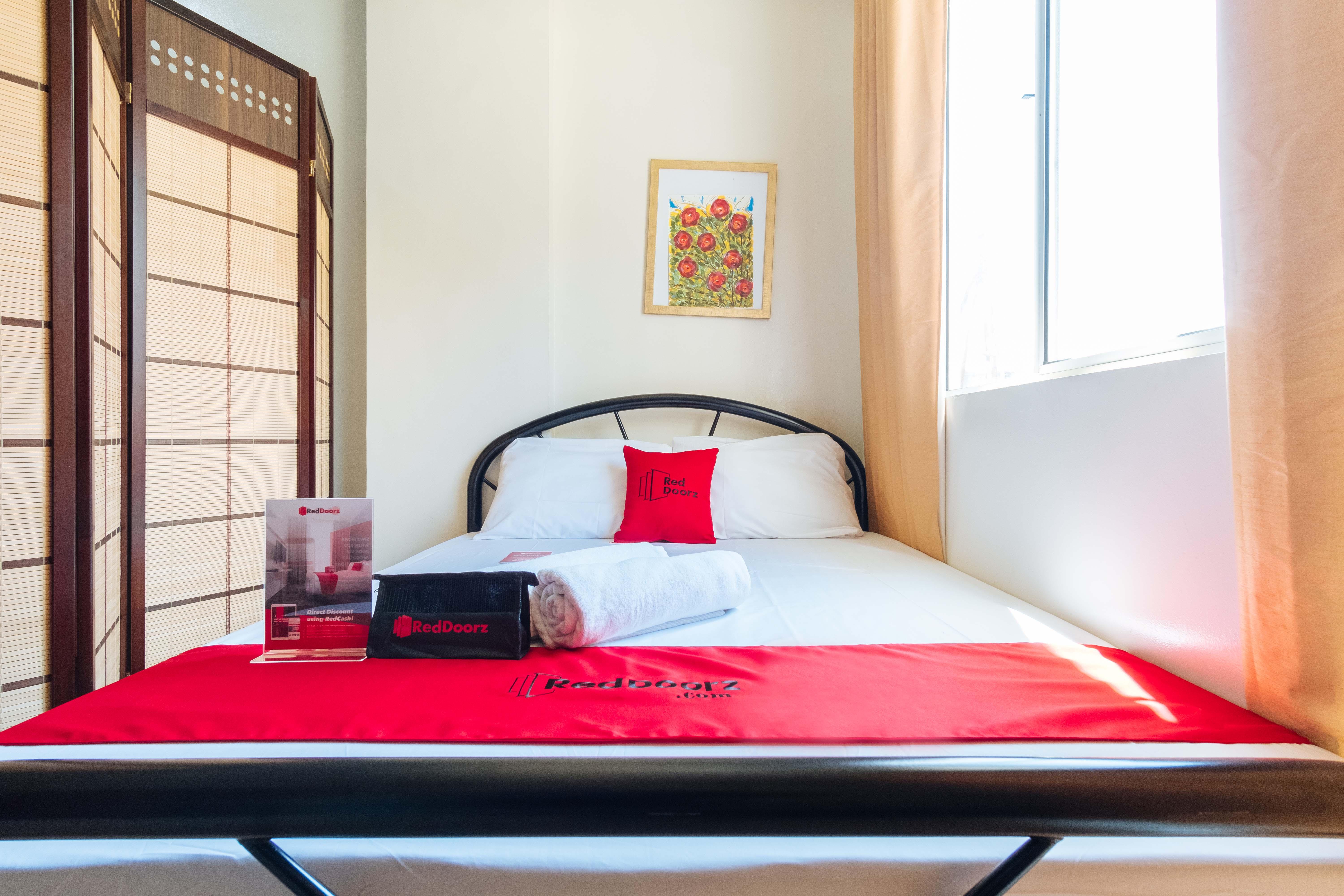Paranaque City Reddoorz At Kassel Residences Paranaque מראה חיצוני תמונה