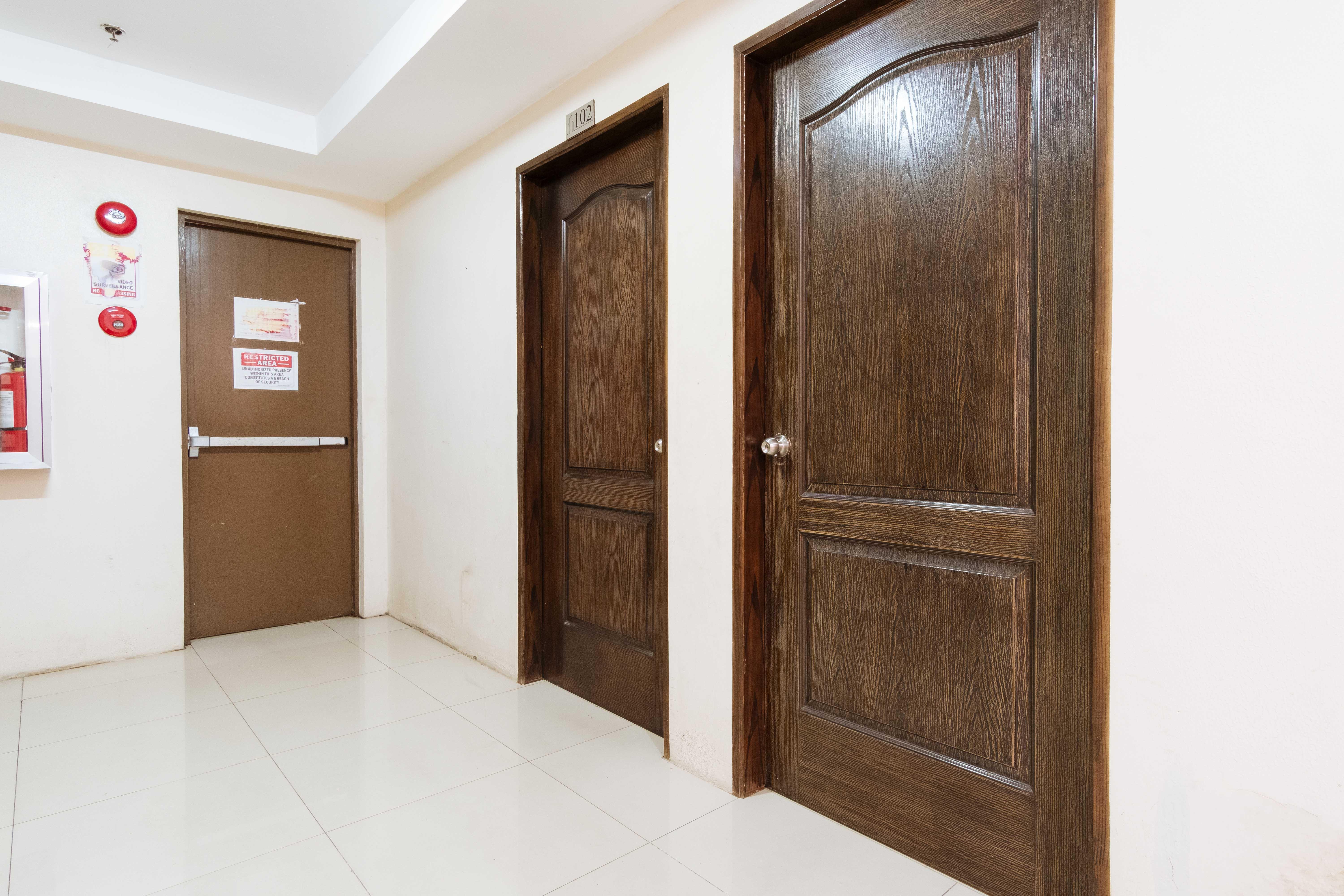 Paranaque City Reddoorz At Kassel Residences Paranaque מראה חיצוני תמונה
