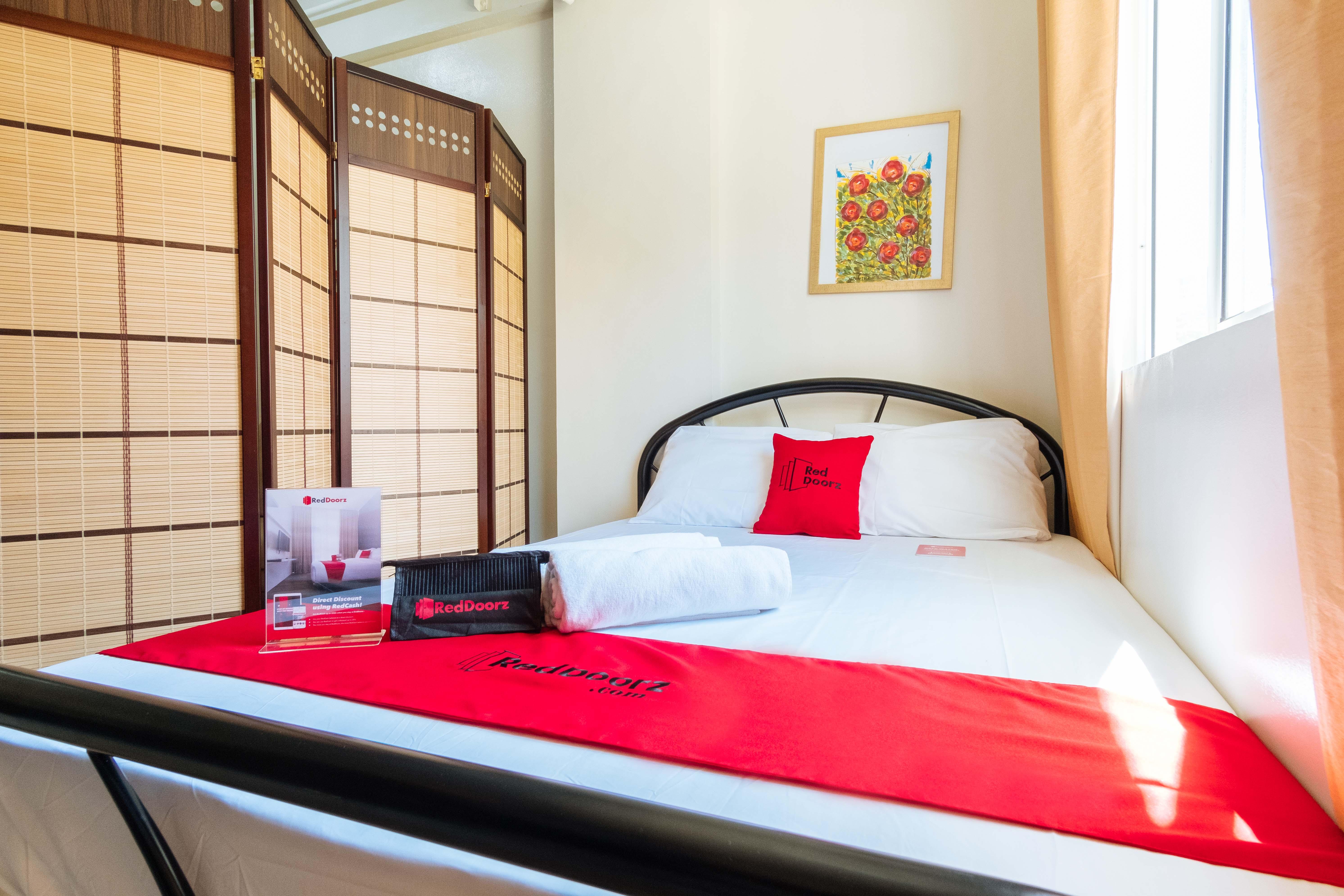 Paranaque City Reddoorz At Kassel Residences Paranaque מראה חיצוני תמונה
