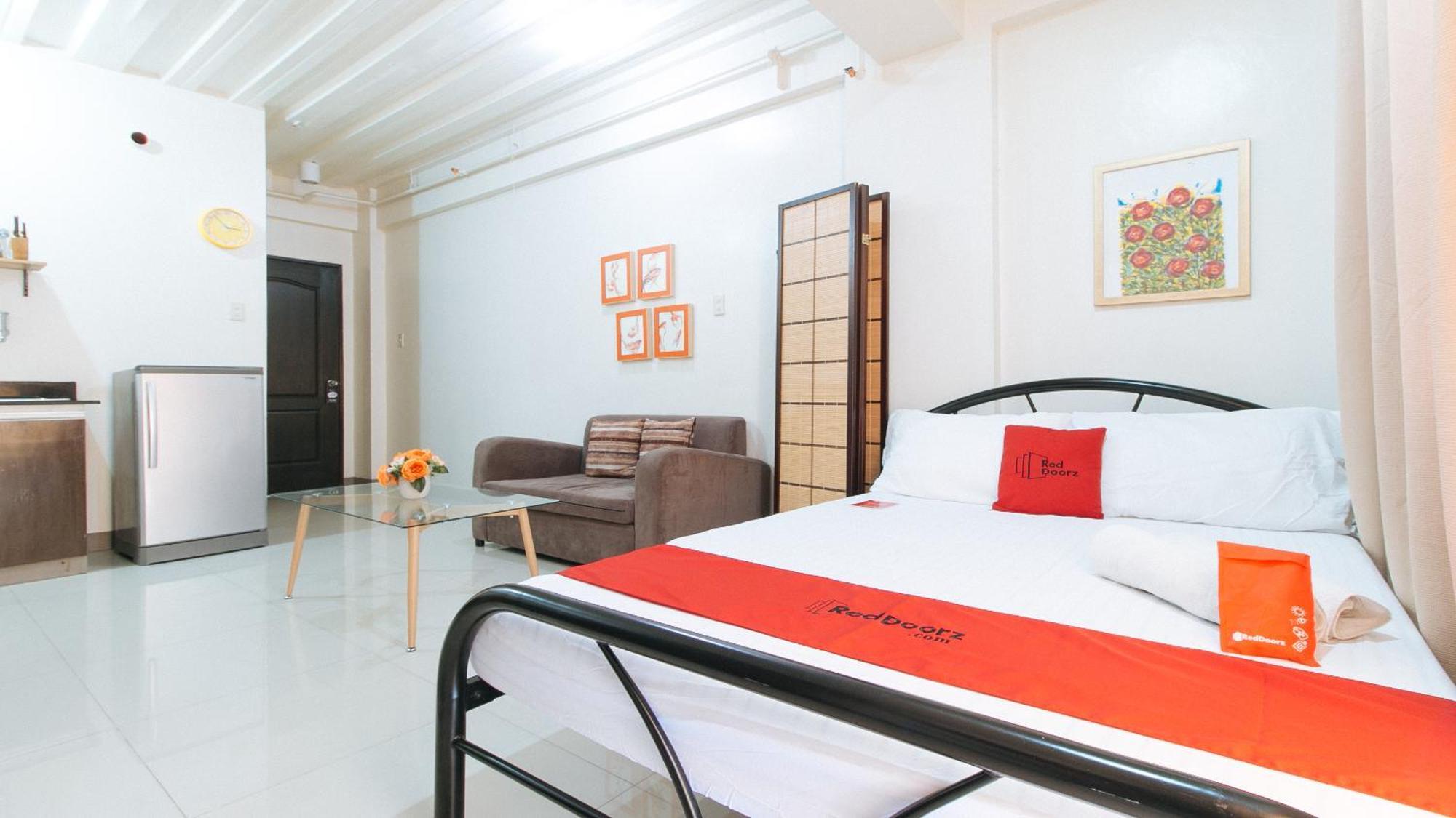 Paranaque City Reddoorz At Kassel Residences Paranaque מראה חיצוני תמונה