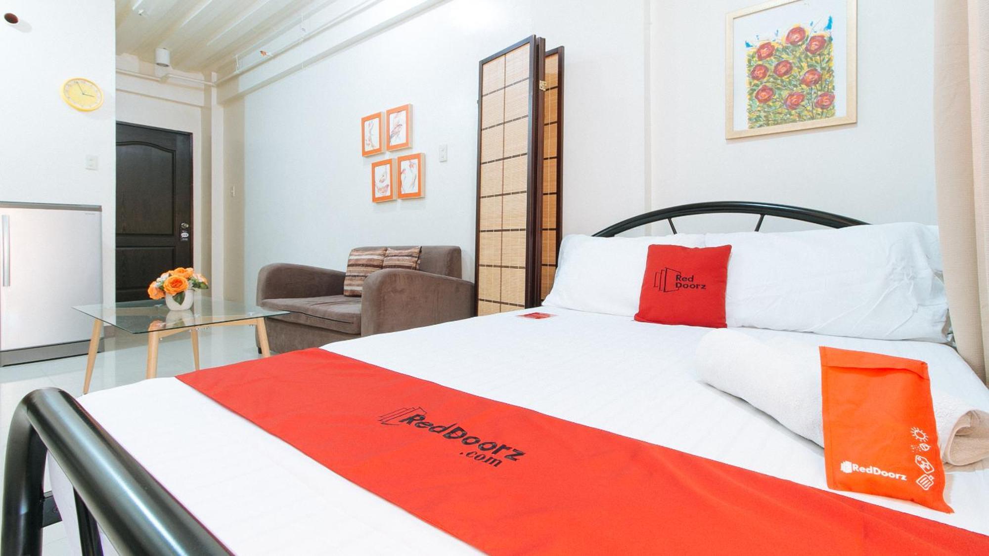 Paranaque City Reddoorz At Kassel Residences Paranaque מראה חיצוני תמונה