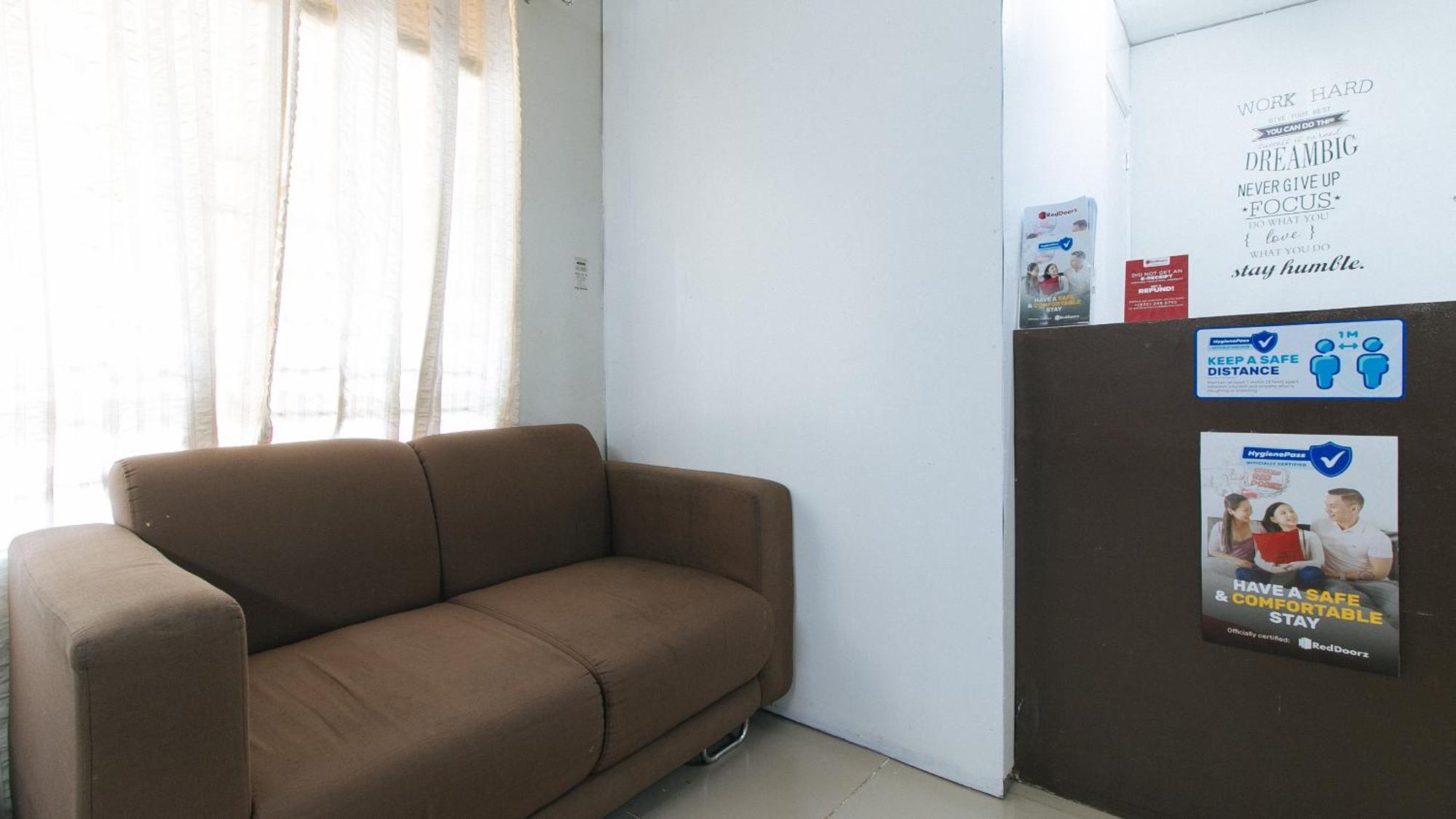 Paranaque City Reddoorz At Kassel Residences Paranaque מראה חיצוני תמונה